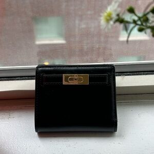 Tory Burch Lee Radziwill Leather Wallet